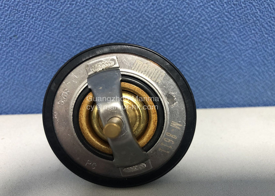 Thermostat ISUZU Truck Parts 8-97300790-3 ISUZU NPR NQR NNR 4HK1 4HE1