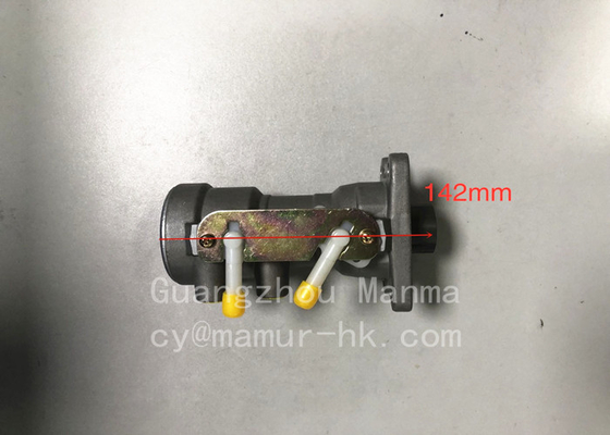 Brake Master Cylinder ISUZU Brake Parts For NPR NQR 8-98032617-0