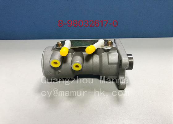 Brake Master Cylinder ISUZU Brake Parts For NPR NQR 8-98032617-0