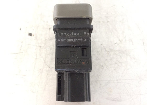 Room Lamp Switch ISUZU Truck Parts For NKR NPR NHR JAC 8-97117660-0